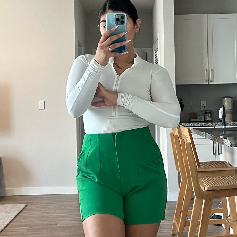 Green high waisted shorts